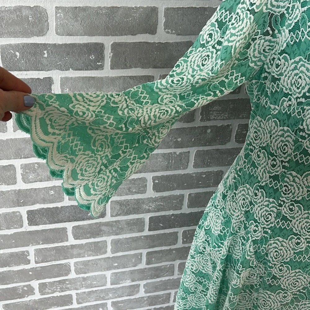 Green Lace Mini Dress‎ Bell Sleeve Floral Cottagecore Easter Spring Size 14